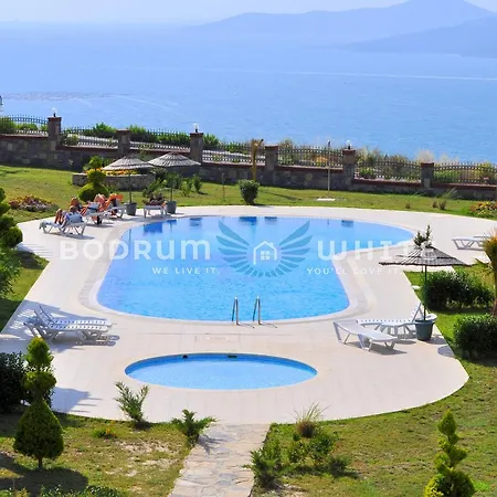 Bodrum Fcc 2 Bedroom Lakeview Garden Holiday Apartment A70 度假居 博阿齐奇